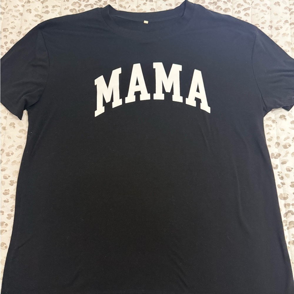 Black 'MAMA' Graphic T-Shirt